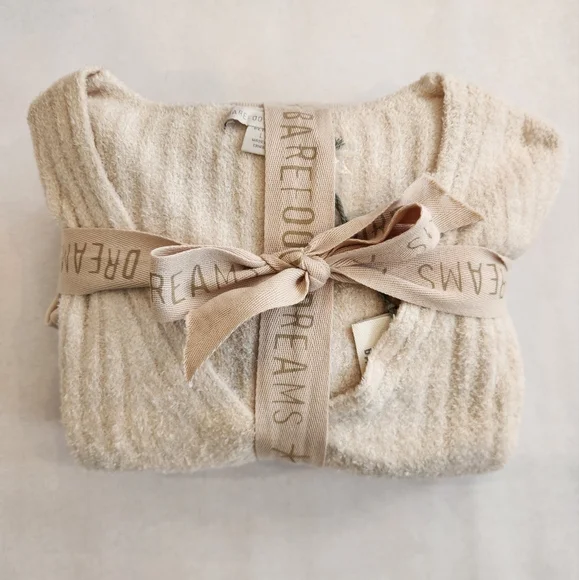 NWT || BAREFOOT DREAMS || Cozychic-Light  and Luxe lounge Set, sz petite lg. - Picture 2 of 12